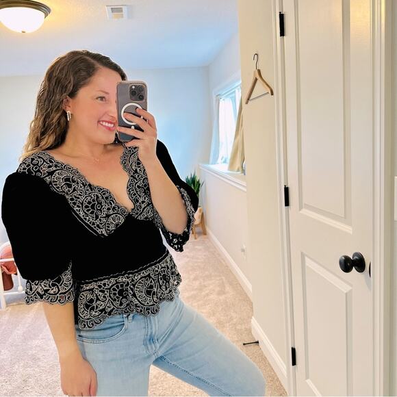 Sea New York Black White Embroidered Velvet Top Small - Picture 1 of 13